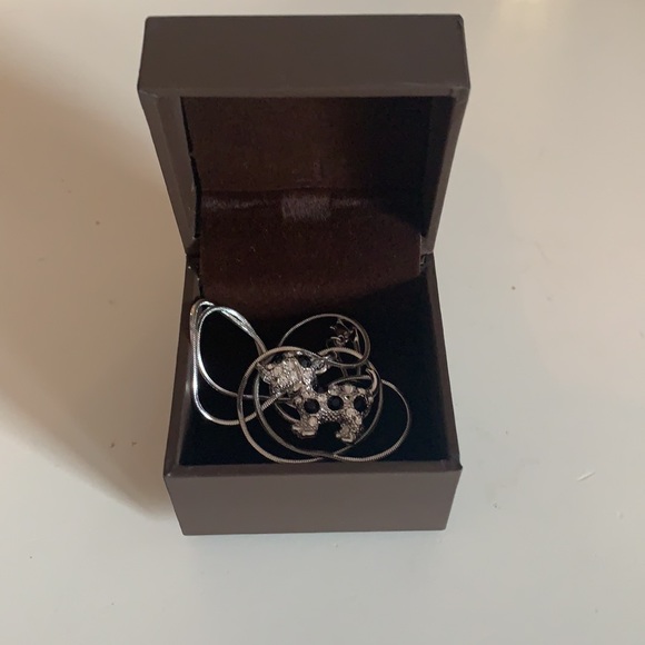 Swarovski crystal puppy necklace - Picture 3 of 3